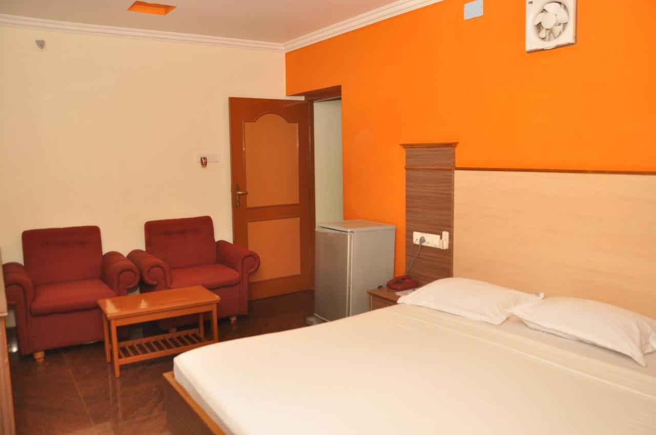 Hotel Pams Mayiladuthurai Ngoại thất bức ảnh