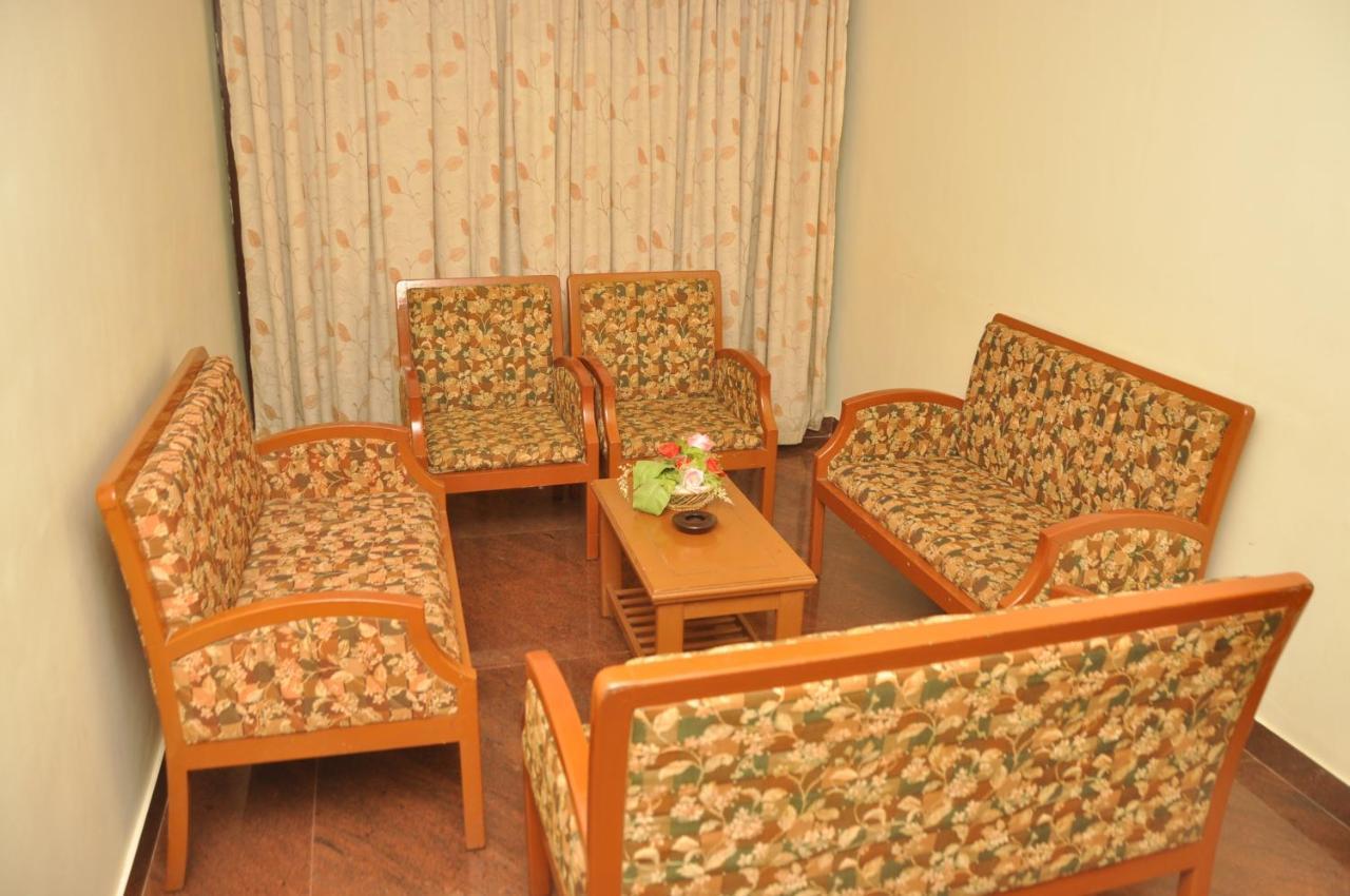 Hotel Pams Mayiladuthurai Ngoại thất bức ảnh