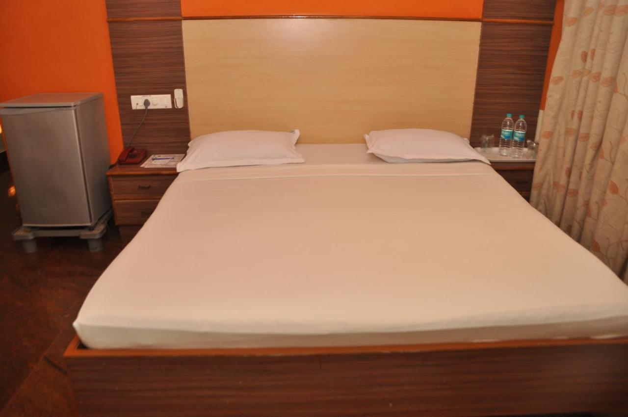 Hotel Pams Mayiladuthurai Ngoại thất bức ảnh
