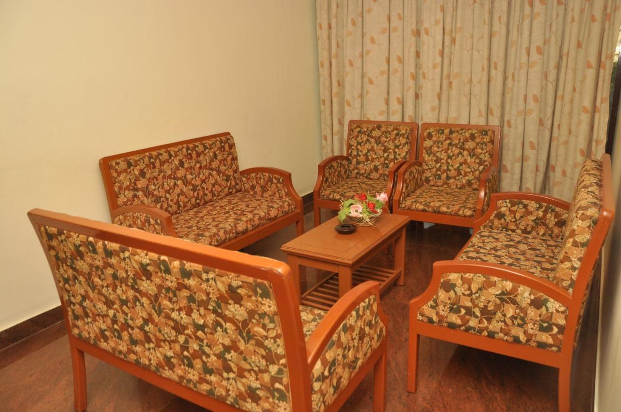 Hotel Pams Mayiladuthurai Ngoại thất bức ảnh