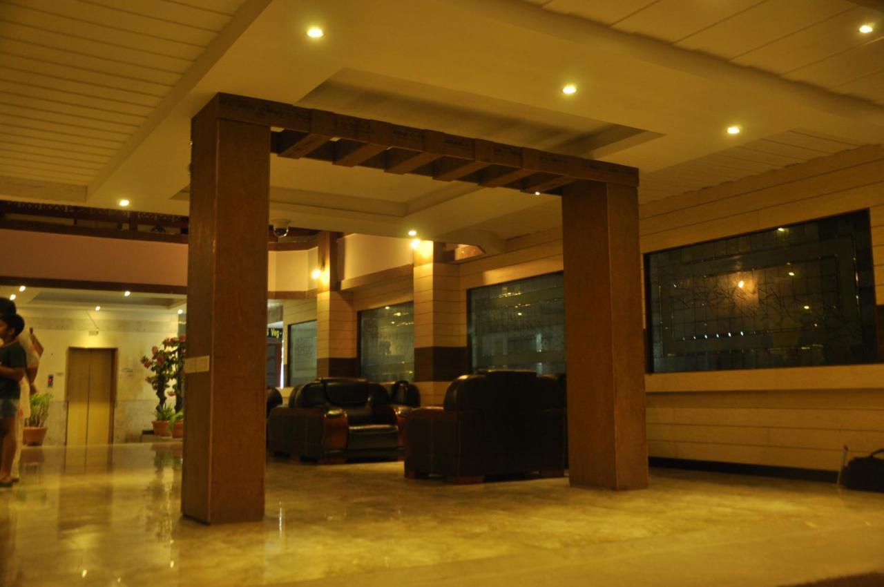 Hotel Pams Mayiladuthurai Ngoại thất bức ảnh
