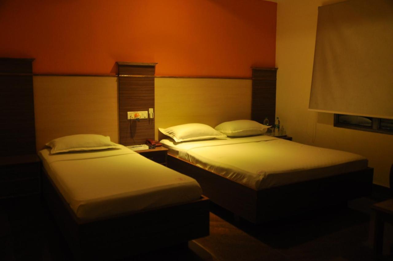 Hotel Pams Mayiladuthurai Ngoại thất bức ảnh