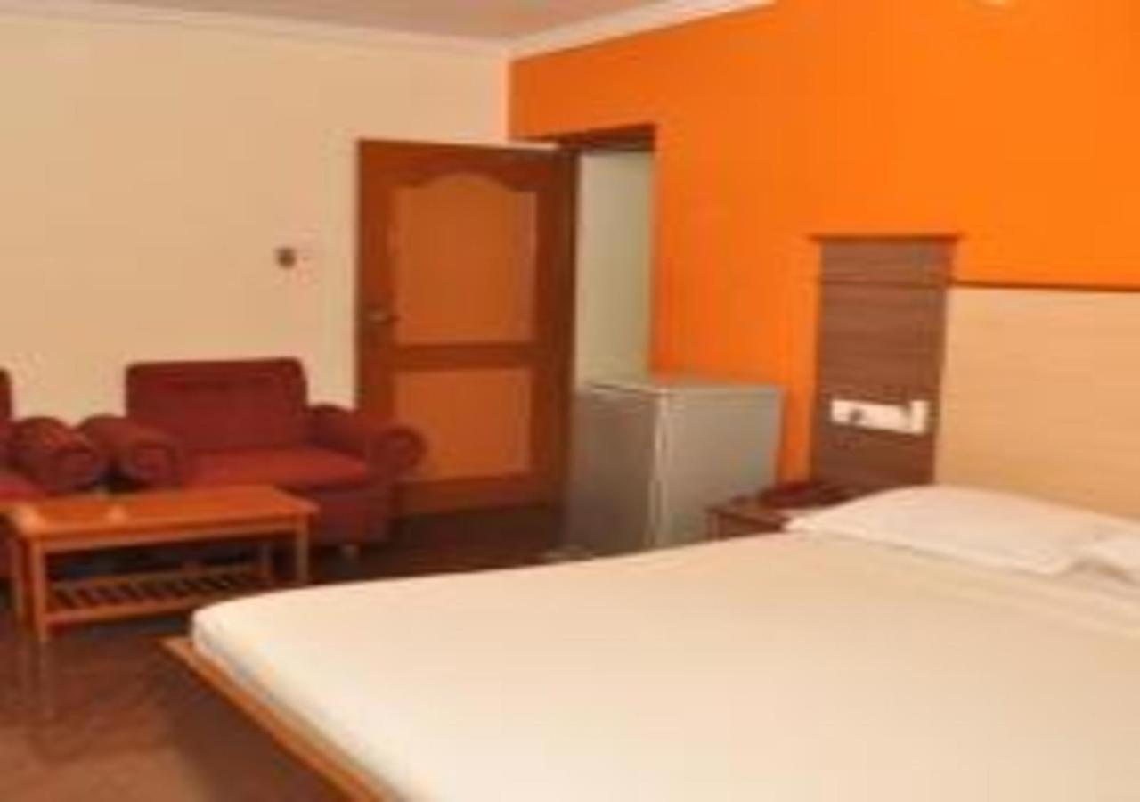 Hotel Pams Mayiladuthurai Ngoại thất bức ảnh