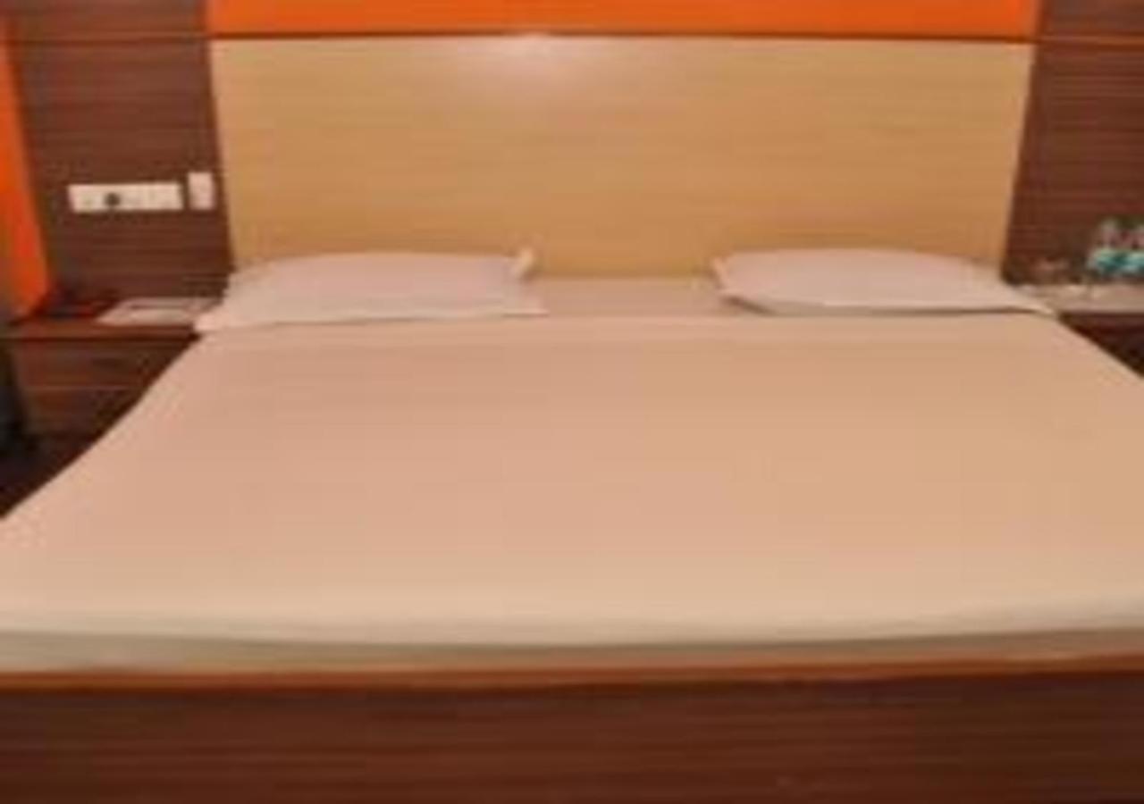 Hotel Pams Mayiladuthurai Ngoại thất bức ảnh